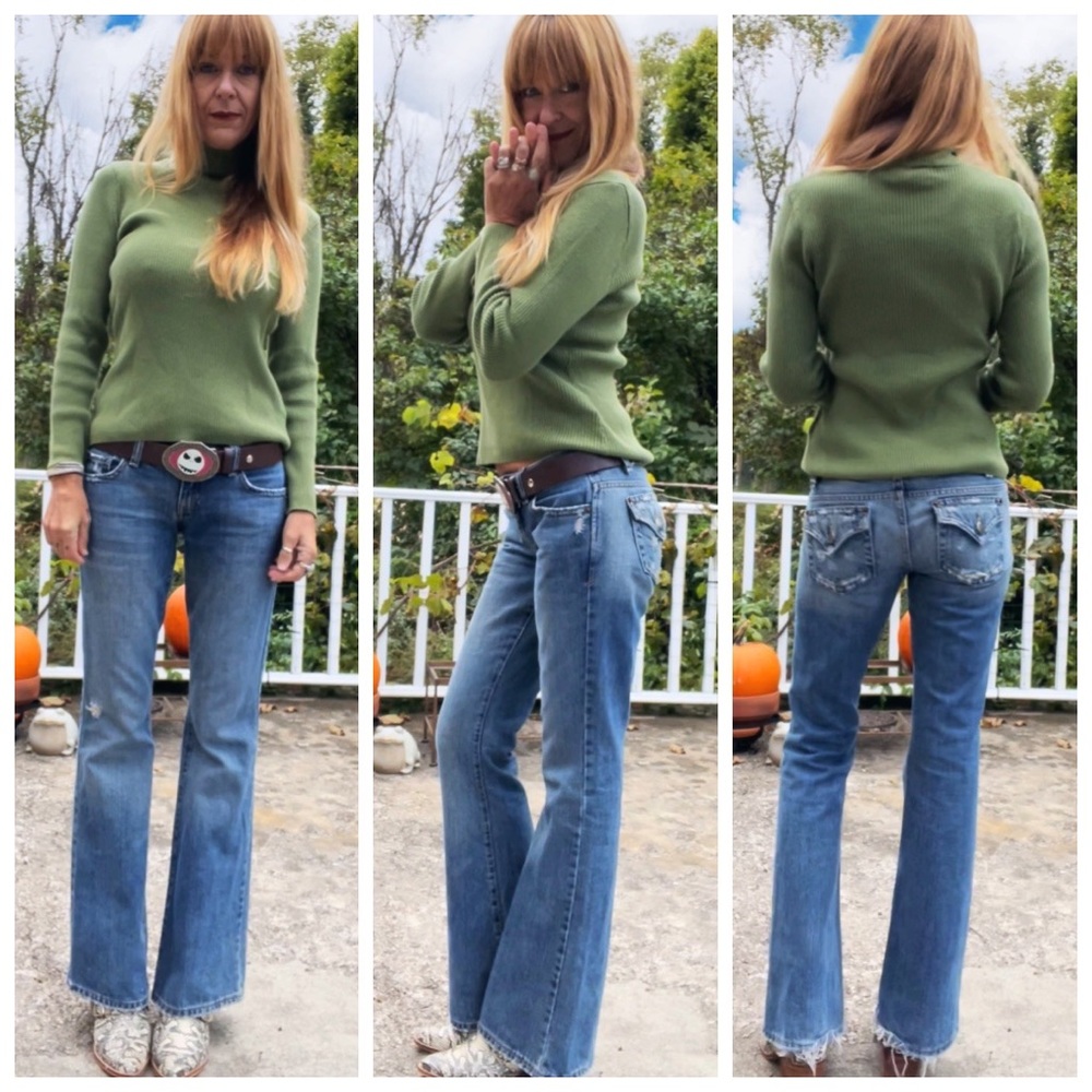 Aeropostale Distressed Skinny Flare